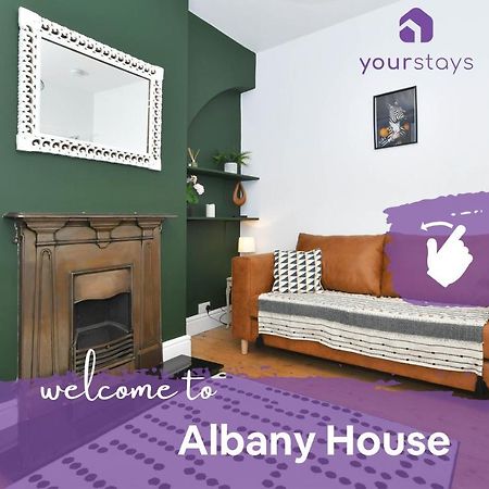 Albany House, Superb Townhouse, Gorgeous Design, Heart Of Newcastle-Under-Lyme Villa Stoke-on-Trent Esterno foto